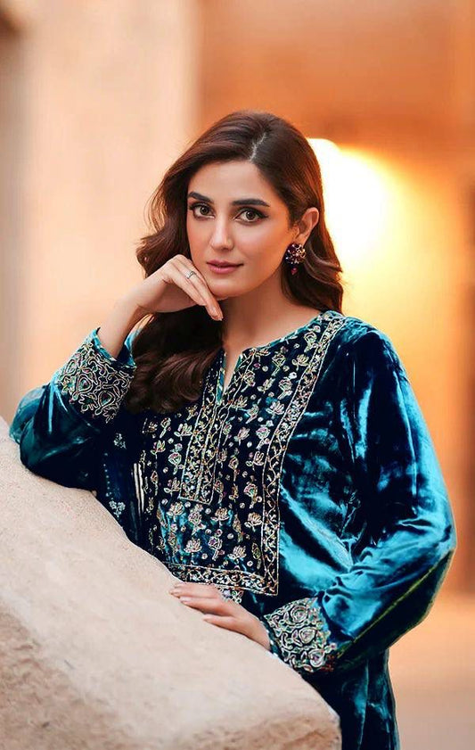 Designer Velvet Kurti Palazzo Set with Dupatta – Sequins & Zari Work