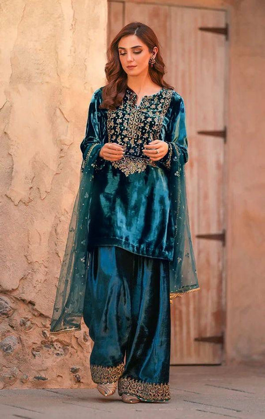 Designer Velvet Kurti Palazzo Set with Dupatta – Sequins & Zari Work